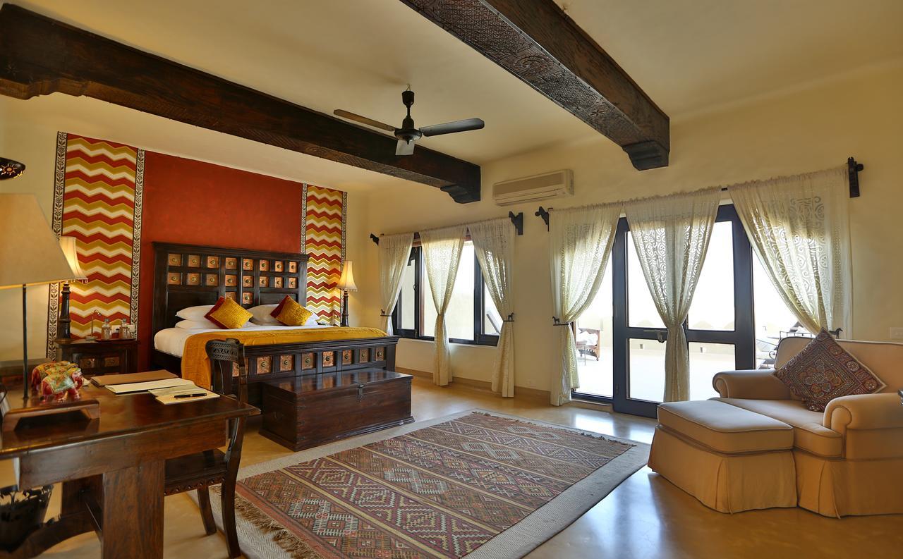Hotel Mihir Garh Rohat Zewnętrze zdjęcie
