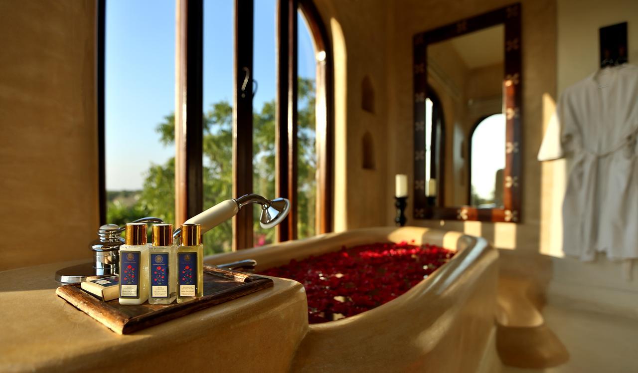 Hotel Mihir Garh Rohat Zewnętrze zdjęcie